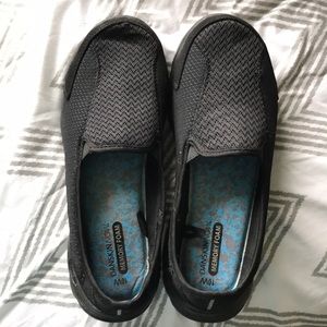 Danskin slip on shoes